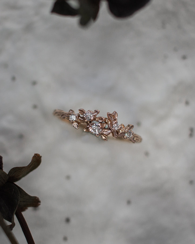 Berry Foliage White Diamond Ring