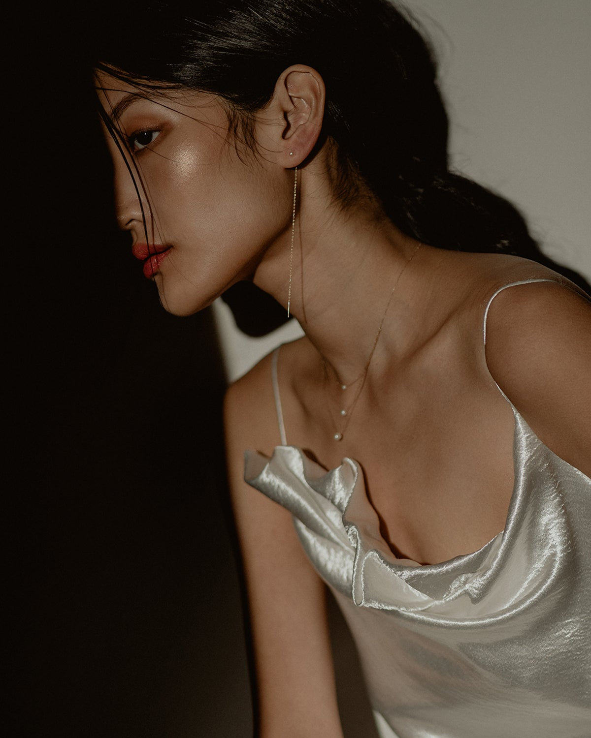 Linear Diamond Threader Earring (Single)