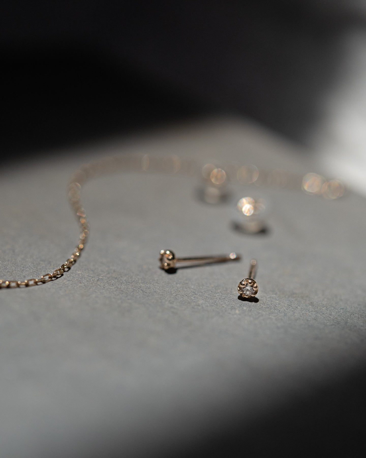 Linear Diamond Threader Earring (Single)