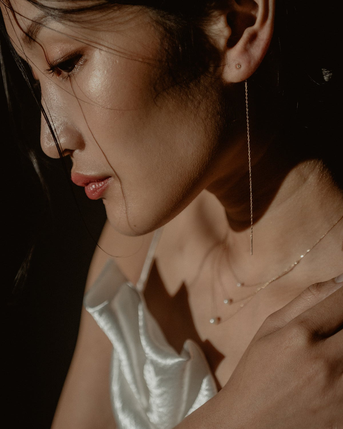 Linear Diamond Threader Earring (Single)